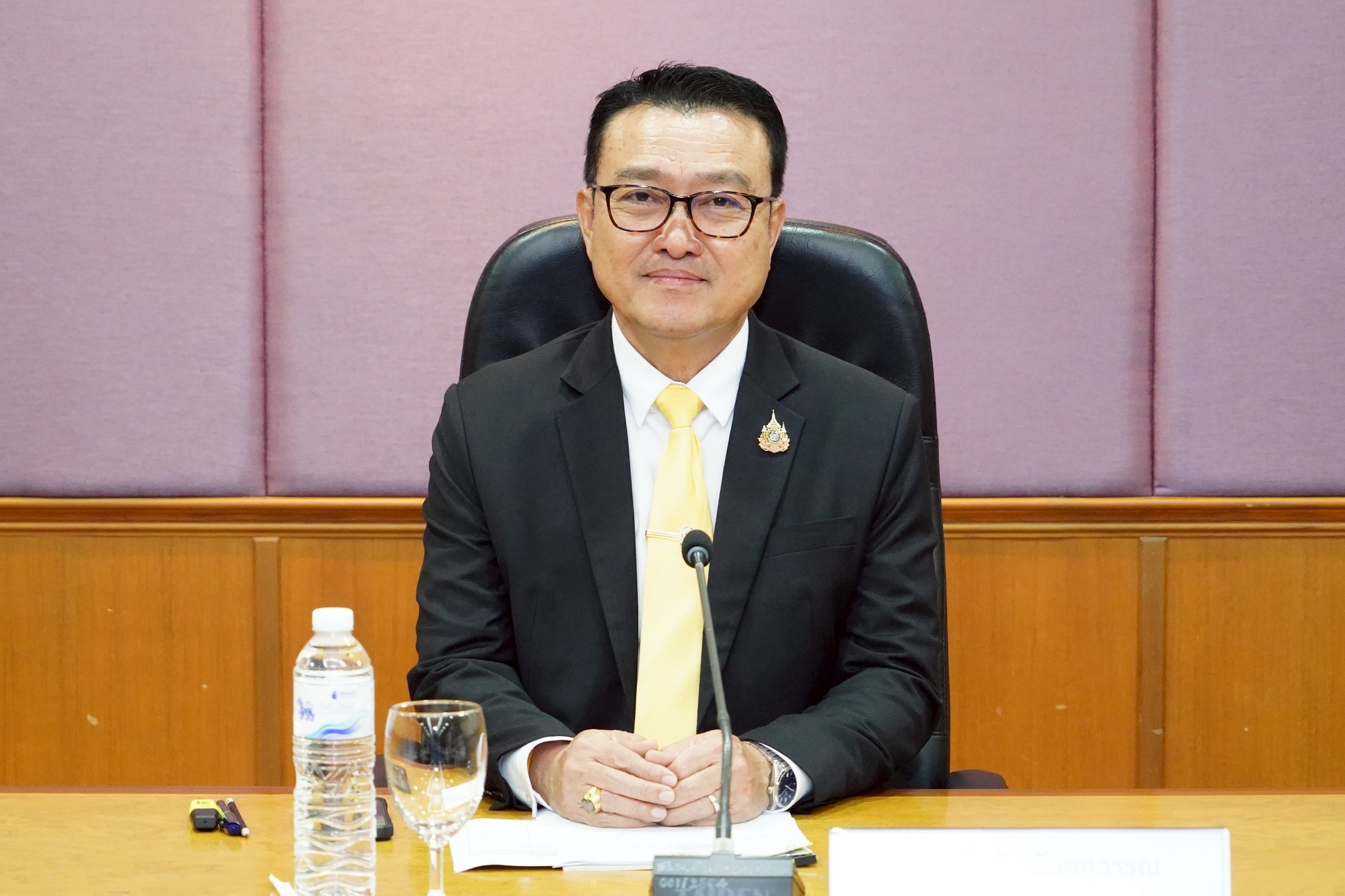 ประชุมคณะกรรมการประสานงานช่วยเหลือผู้ประสบสาธารณภัย กระทรวงแรงงาน