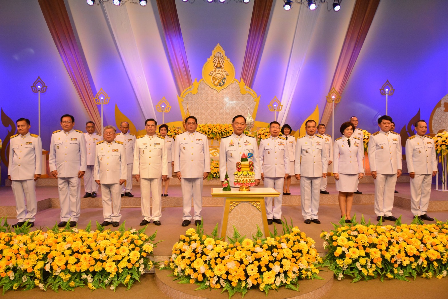 อธิบดี กกจ.ร่วมบันทึกเทปอาเศียรวาท ถวายพระพรชัยมงคล สมเด็จพระเจ้าอยู่หัว เนื่องในโอกาสมหามงคลฯ 