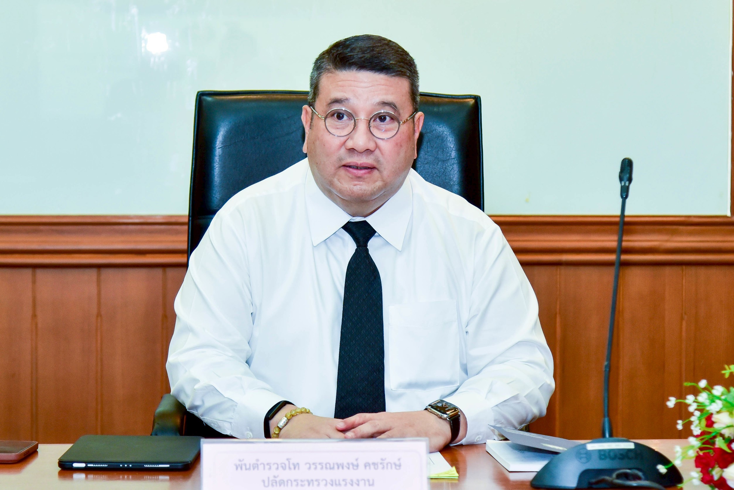 ประชุมเพื่อหารือการนำผู้ต้องกักออกมาทำงานในภาคเกษตร เพื่อแก้ไขปัญหาการขาดแคลนแรงงานสัญชาติกัมพูชา