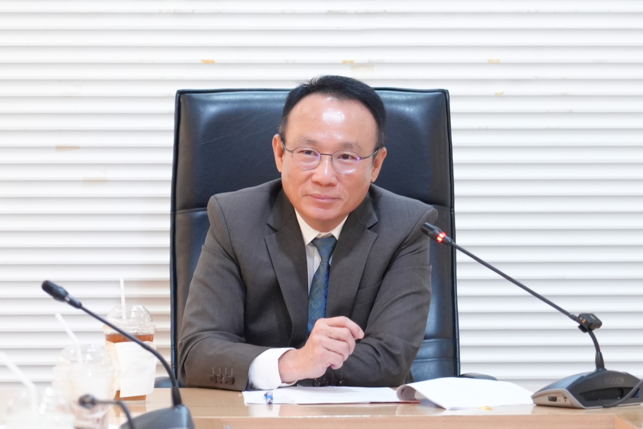 อธิบดีกรมการจัดหางาน ให้สัมภาษณ์คณะนักศึกษาหลักสูตรการบริหารจัดการด้านความมั่นคงขั้นสูง