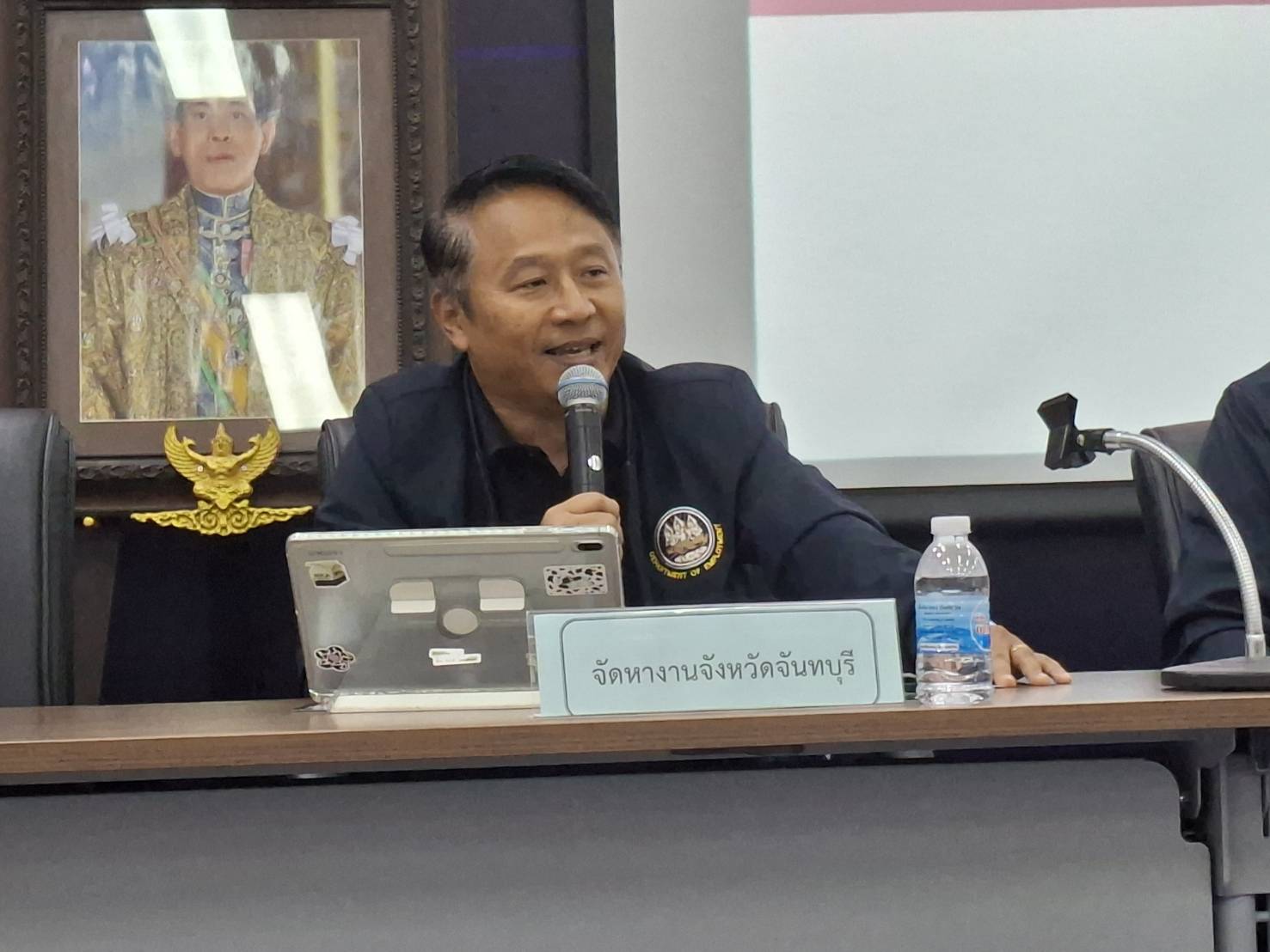 จัดหางานจังหวัดจันทบุรี เข้าร่วมการประชุมผู้ประกอบการโรงคัดบรรจุผลไม้และหน่วยงานที่เกี่ยวข้องในฯ