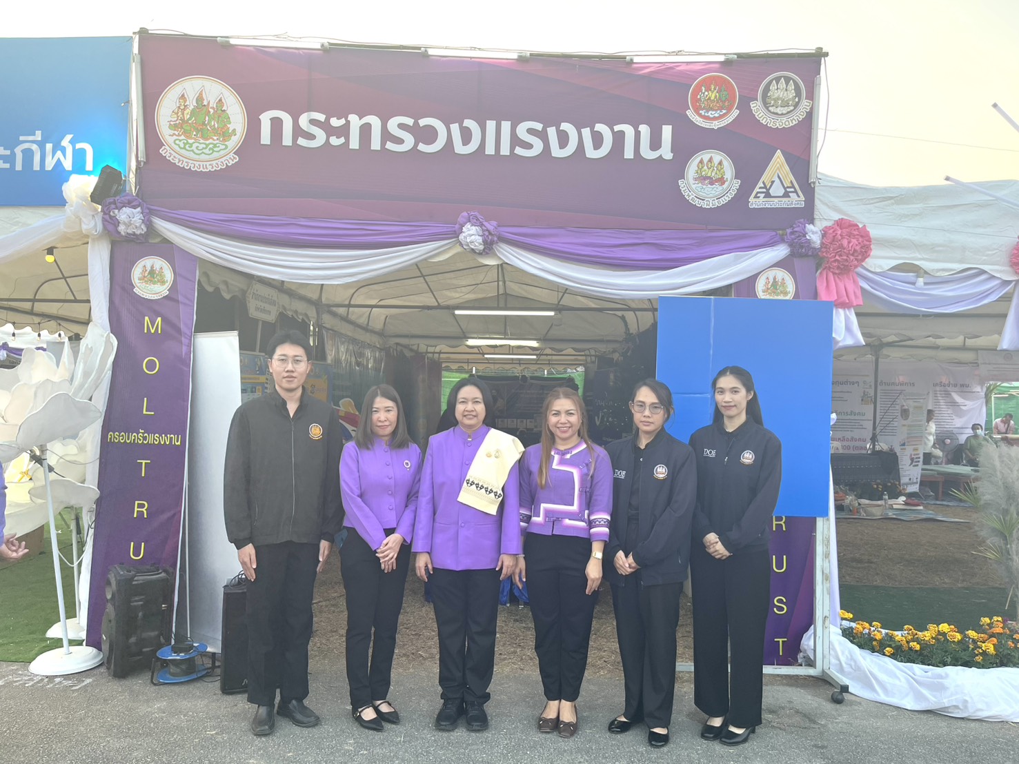 จัดหางานจังหวัดเชียงราย ร่วมพิธีเปิดงานพ่อขุนเม็งรายมหาราช จังหวัดเชียงราย ประจำปี 2569