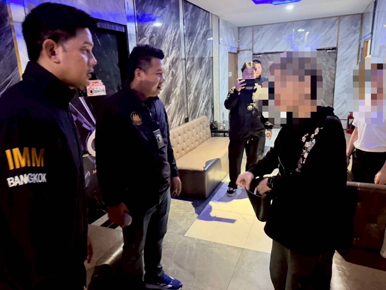 ลงพื้นที่ตรวจสอบการทำงานของคนต่างด้าว และนายจ้างสถานประกอบการ ตามเรื่องร้องเรียน