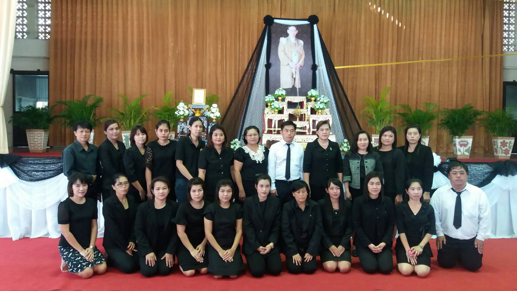 พิธีบำเพ็ญกุศลสวดพระอภิธรรมถวายพระบรมศพ พระบาทสมเด็จพระปรมินทรมหาภูมิพลอดุลยเดช