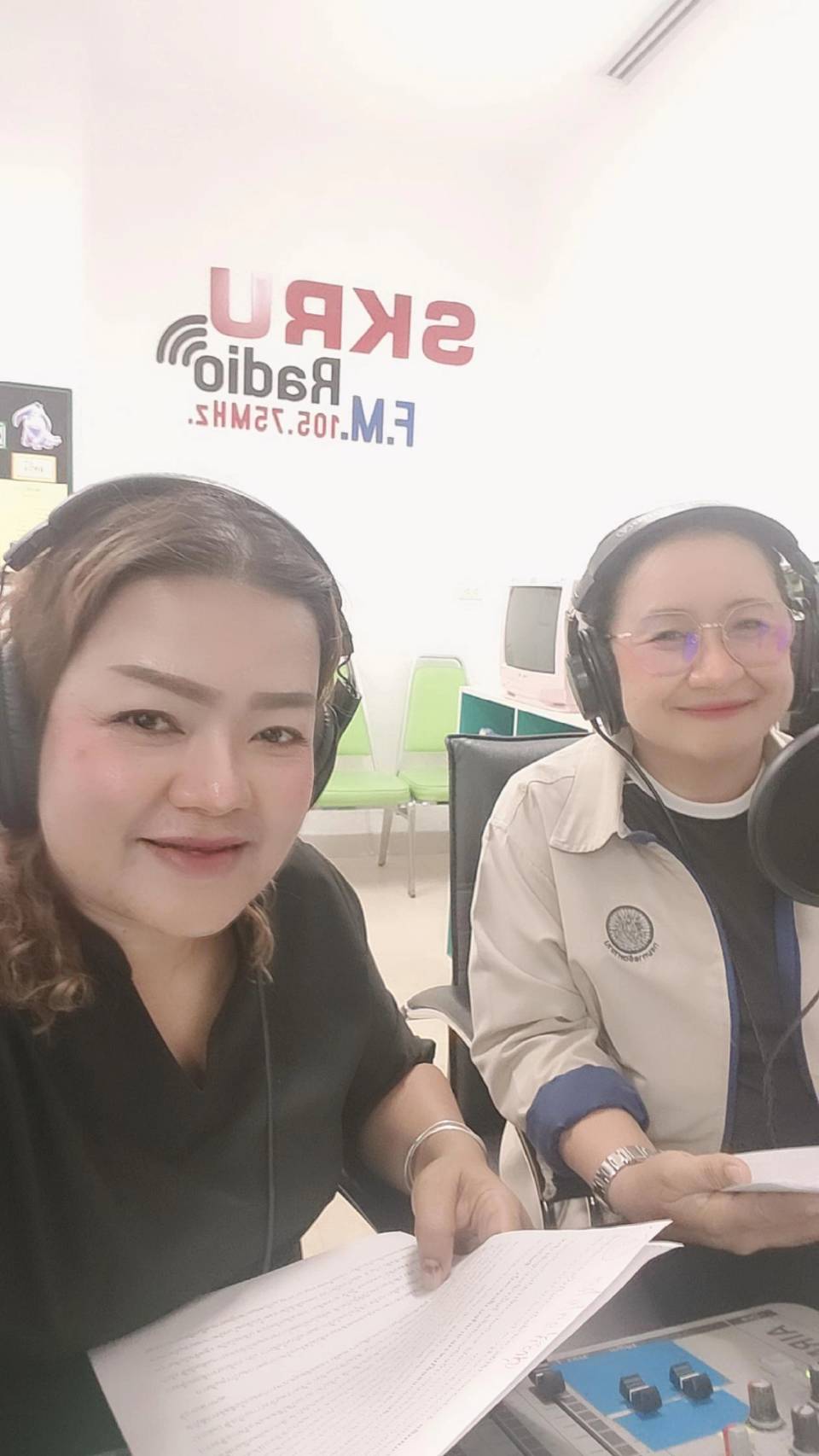 ร่วมจัดรายการวิทยุ “เปิดโลกกว้างตลาดแรงงาน” ทางสถานีวิทยุเพื่อการศึกษา ม.ราชภัฎสงขลา FM 105.75 MHz