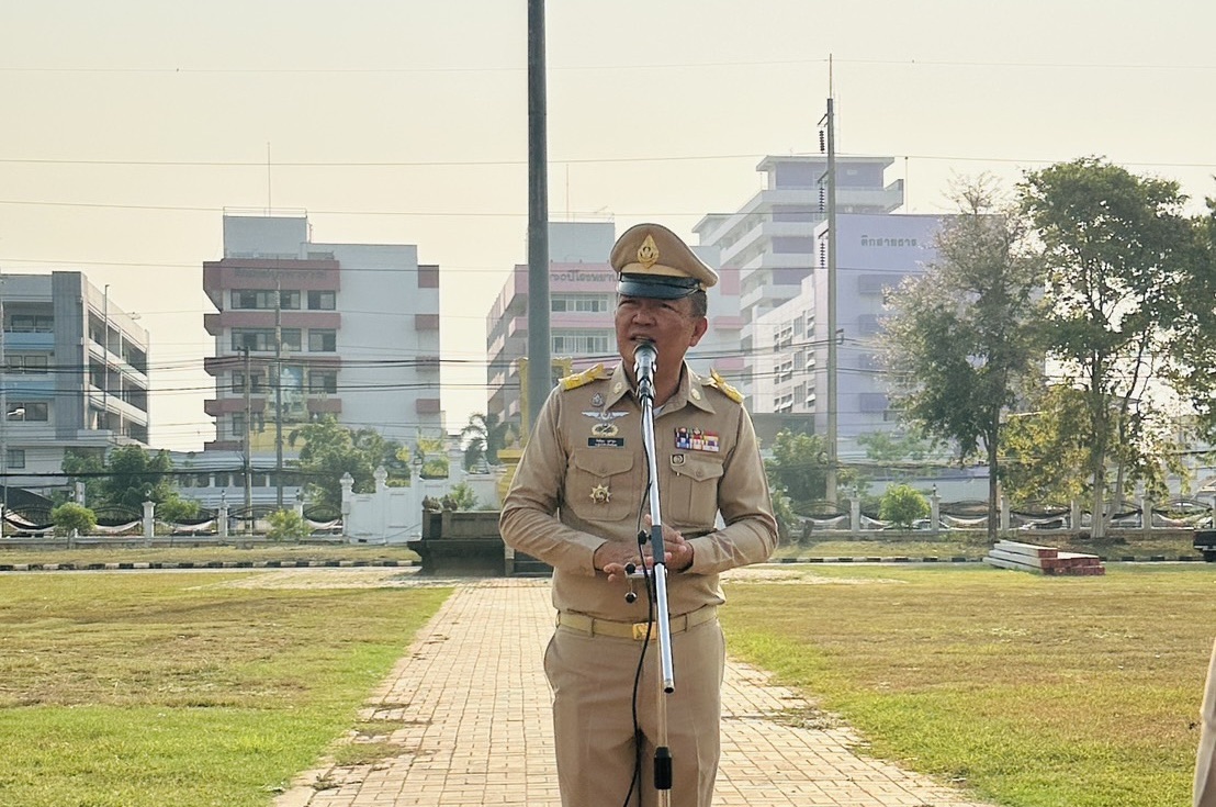 กิจกรรมเคารพธงชาติสวดมนต์ และร้องเพลงสรรเสริญพระบารมี