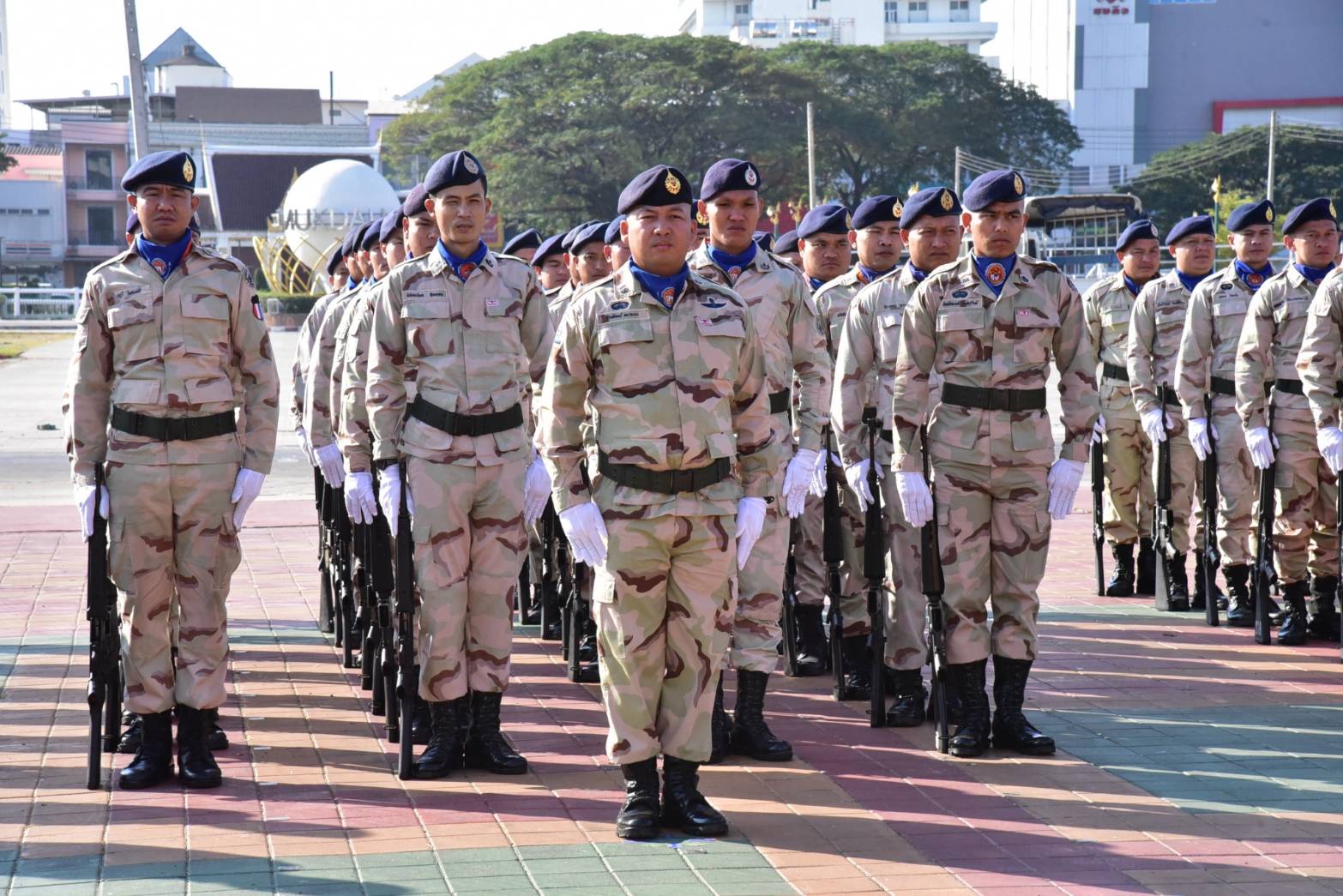 จัดหางานจังหวัดมุกดาหาร ร่วมพิธีวันสถาปนากองร้อยอาสารักษาดินแดน ครบรอบ 72 ปี