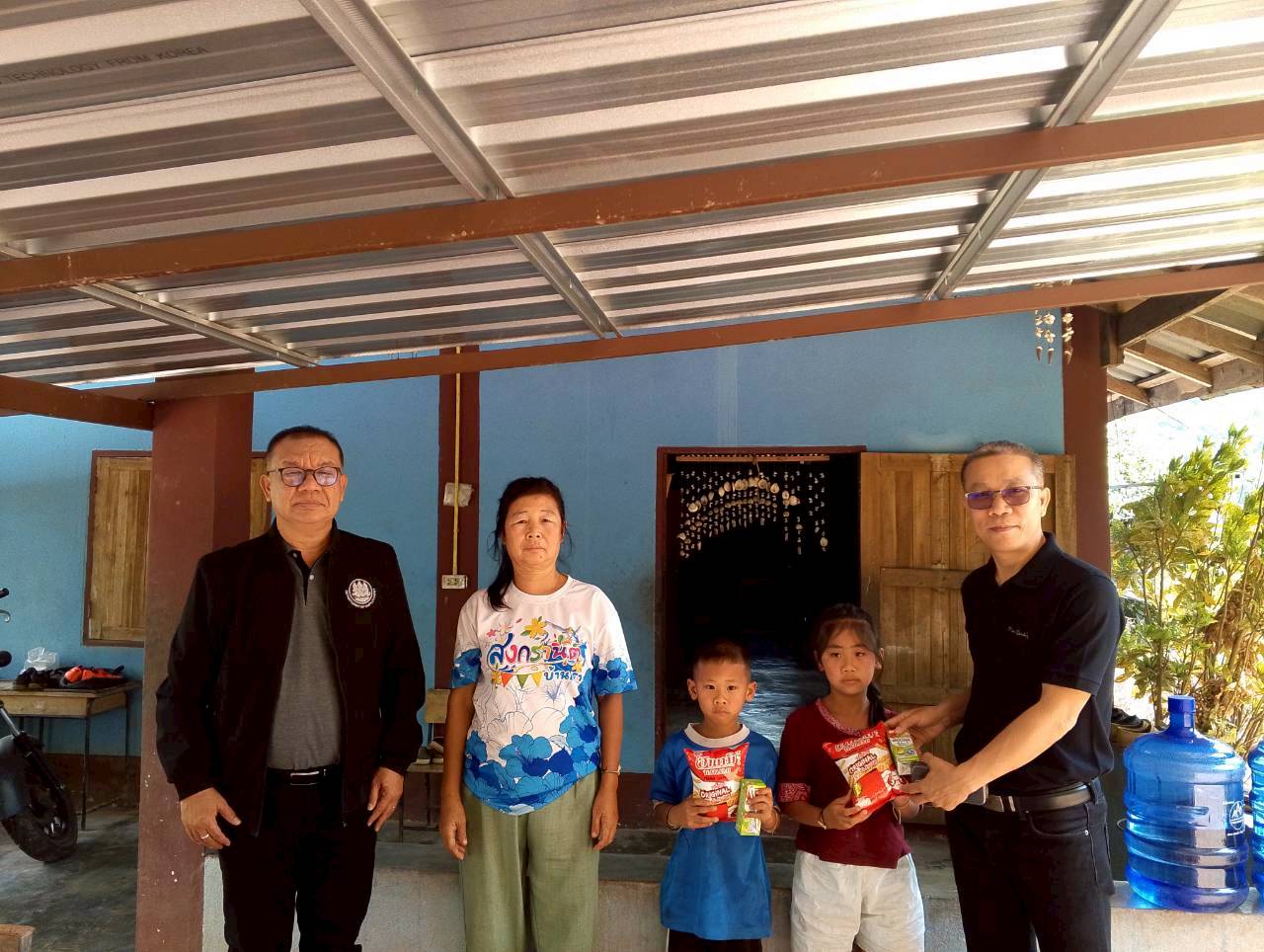 จัดหางานจังหวัดน่านลงพื้นที่เยี่ยมให้กำลังใจแกครอบครัวและญาติของแรงงานไทยที่ทำงานภูมิภาคตะวันออกกลาง