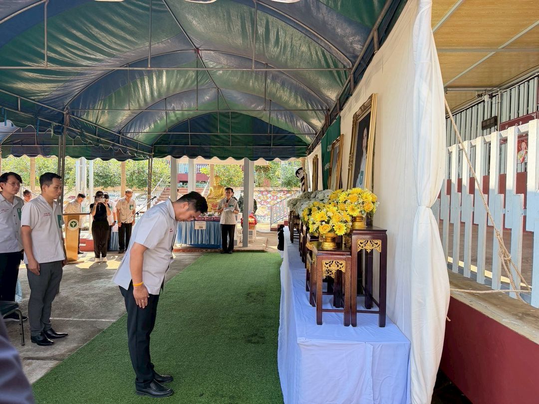 ร่วมกิจกรรมกับคณะหน่วยแพทย์เคลื่อนที่ พอ.สว. สำนักงานเหล่ากาชาดจังหวัดเพชรบุรี อาสาสมัคร พอ.สว.