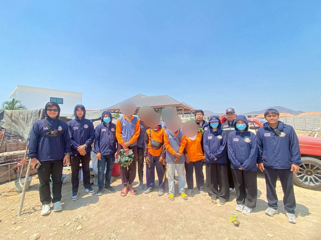 ตรวจสอบการทำงานของคนต่างด้าว ณ อำเภอท่ายาง และอำเภอชะอำ จังหวัดเพชรบุรี