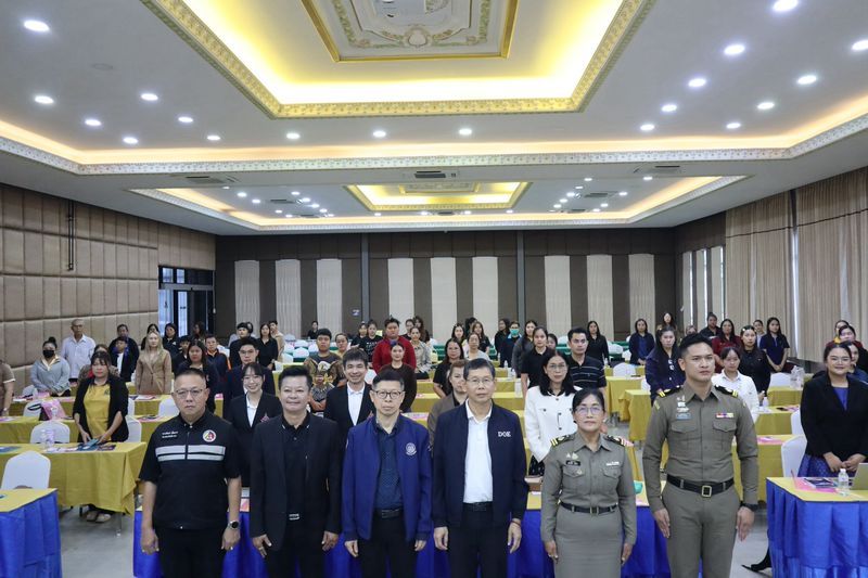 สจจ.พิจิตร ดำเนินโครงการให้ความรู้ด้านกฎหมาย การบริหารจัดการแรงงานต่างด้าวให้แก่นายจ้างสถานประกอบการ