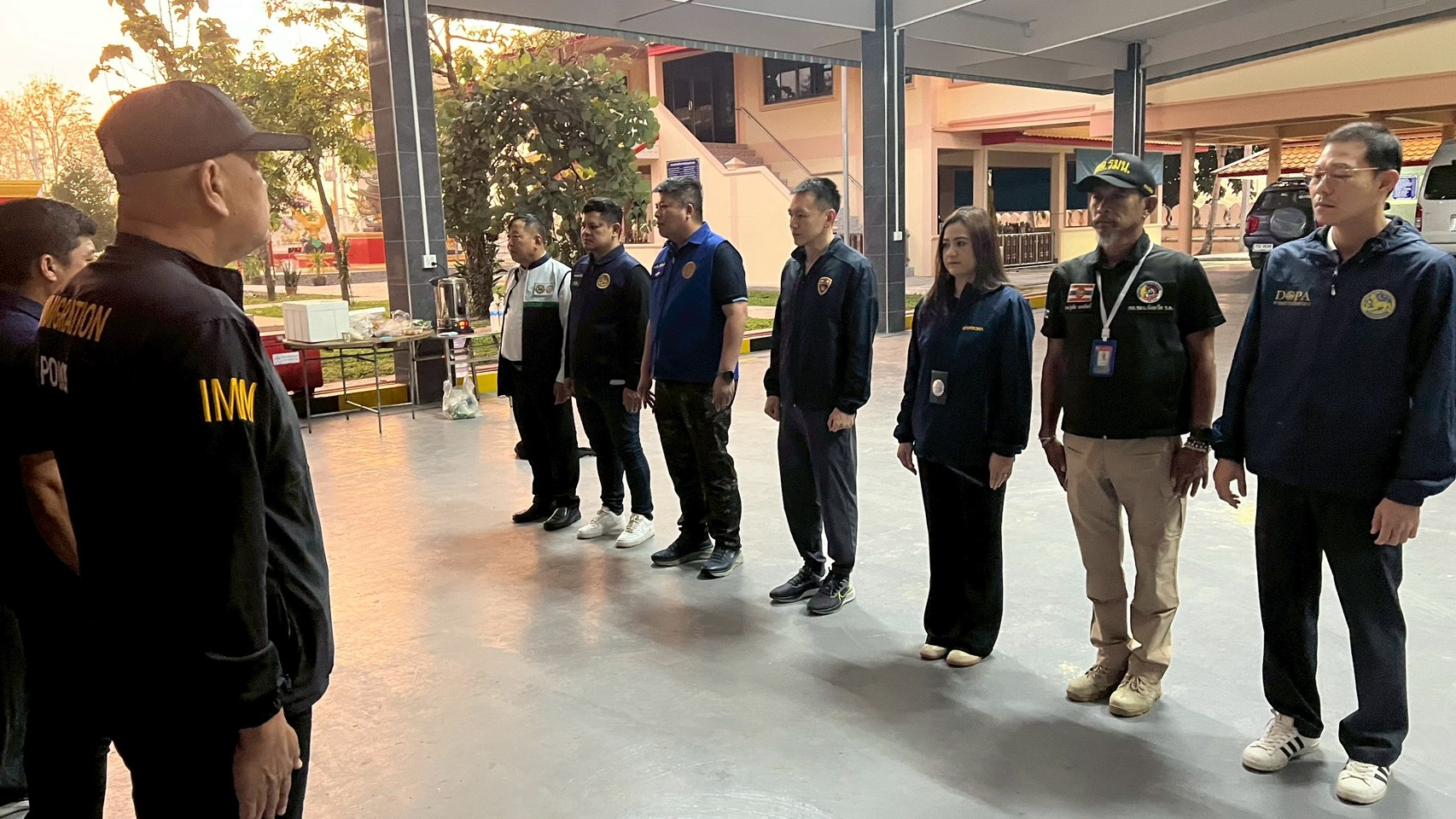 ระยองเอาจริง! บูรณาการกำลังลงพื้นที่กวาดล้างแรงงานต่างด้าวผิดกฎหมาย 3 อำเภอรวด