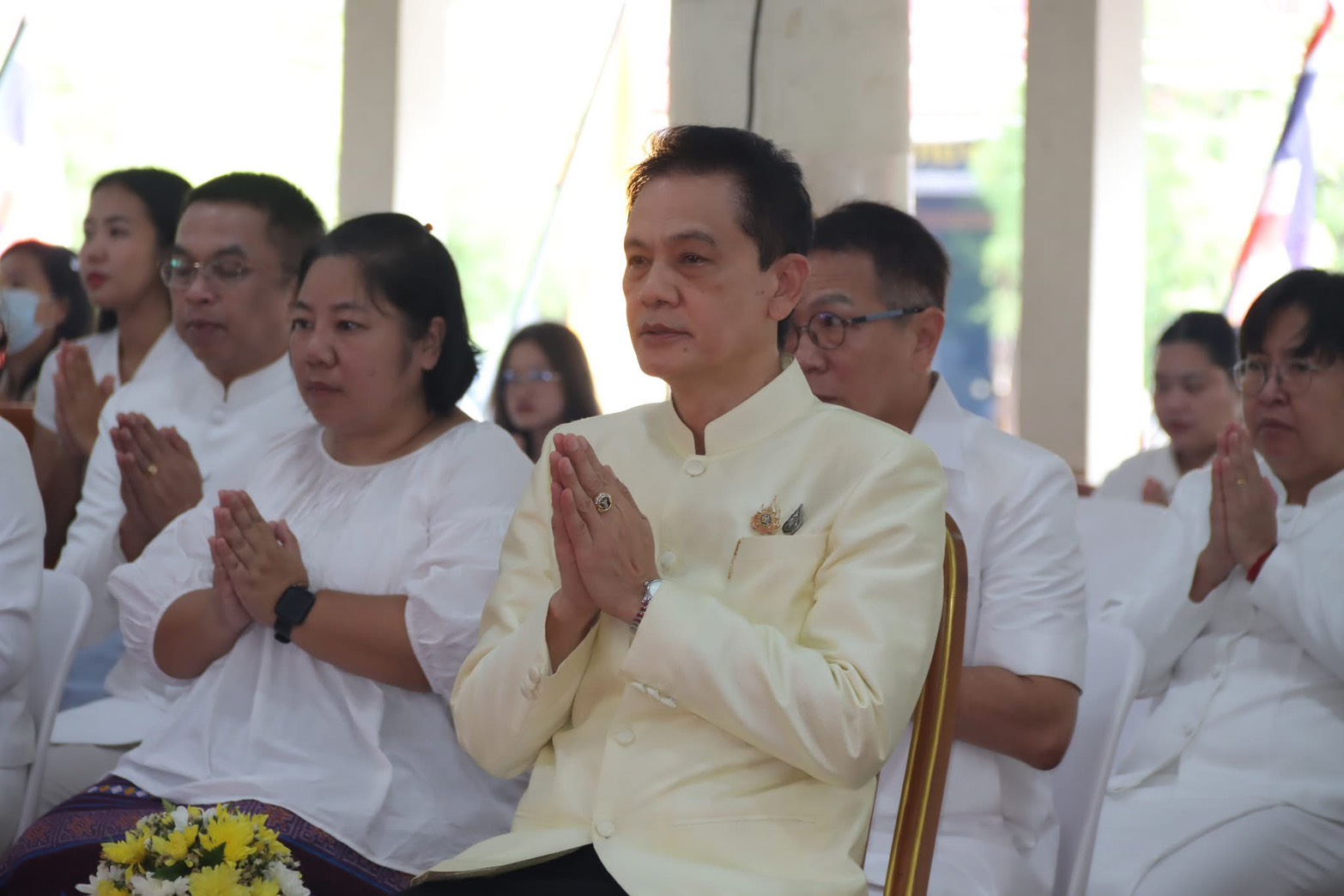 เข้าร่วมพิธีทำบุญตักบาตรพระสงฆ์ (อาหารคาว-หวาน) เนื่องในเทศกาลวันวิสาขบูชา พุทธศักราช 2569