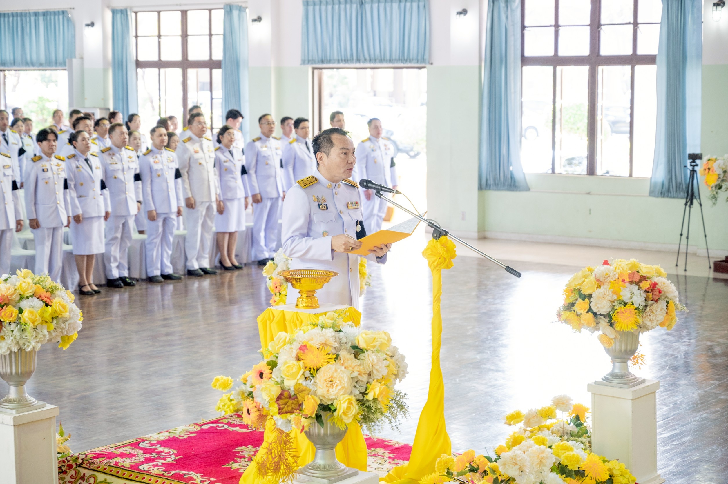 ร่วมพิธีถวายราชสักการะแด่พระบาทสมเด็จพระบรมชนกาธิเบศร มหาภูมิพลอดุลยเดชมหาราช บรมนาถบพิตร