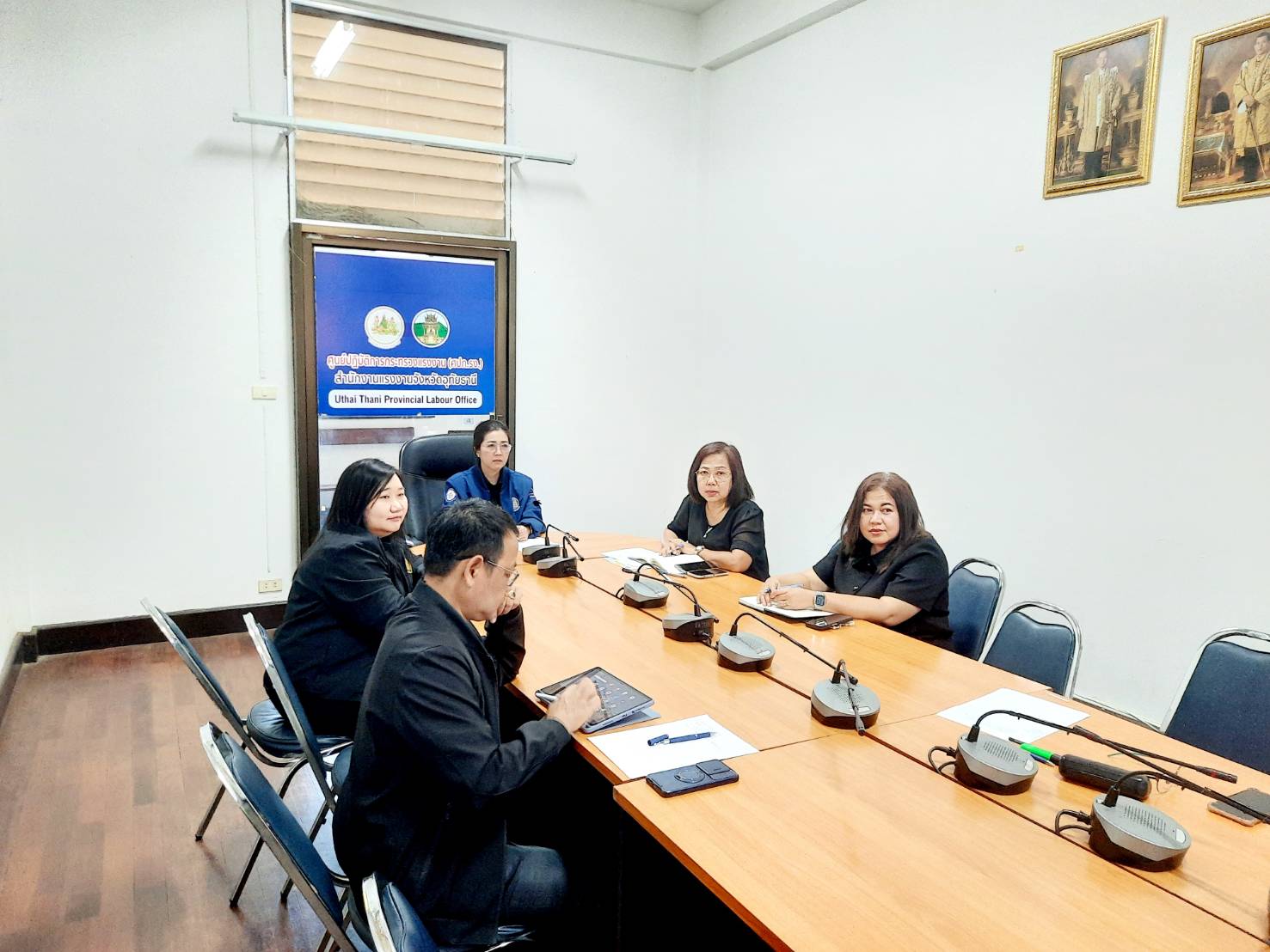 เข้าร่วมประชุมศูนย์ช่วยเหลือประสานงานติดตามสถานการณ์ความไม่สงบในตะวันออกกลาง ครั้งที่ 2/2569