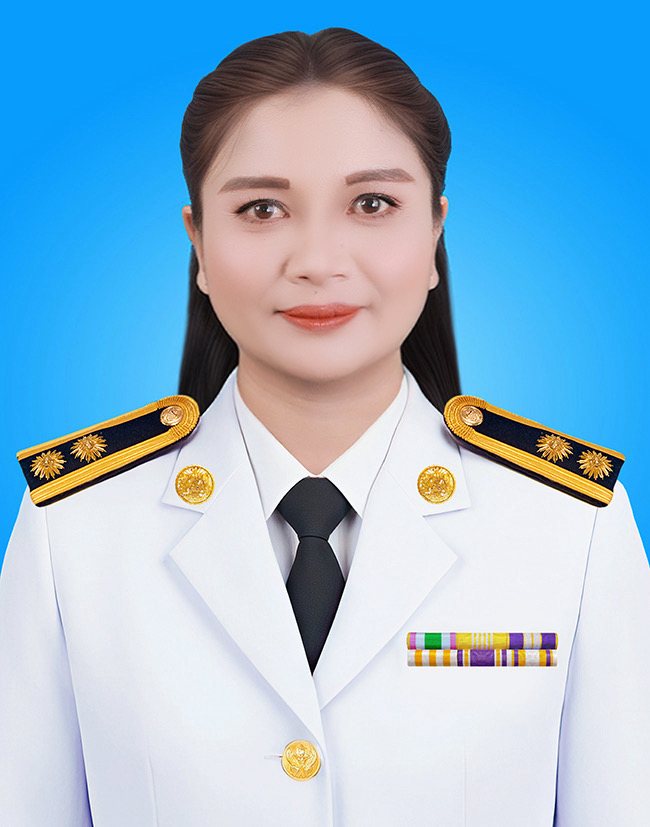 นางสาวจุฬา วิภาคาร