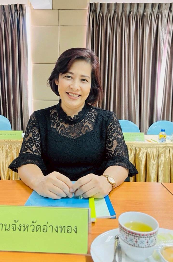 นางสาวพรพรหม ญาณสมบัติ