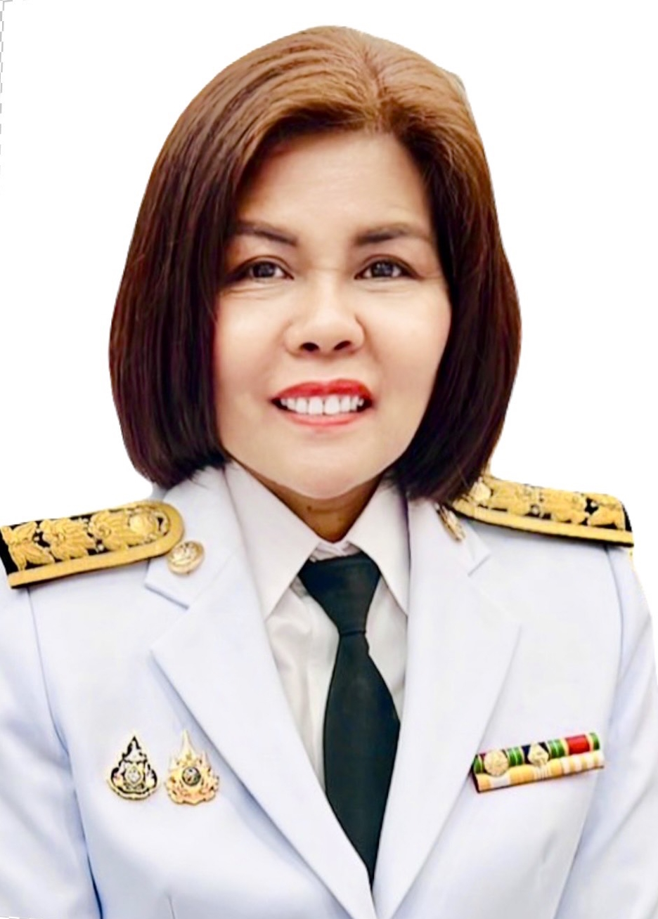 นางสาวนวพรรษ  รัตนพร