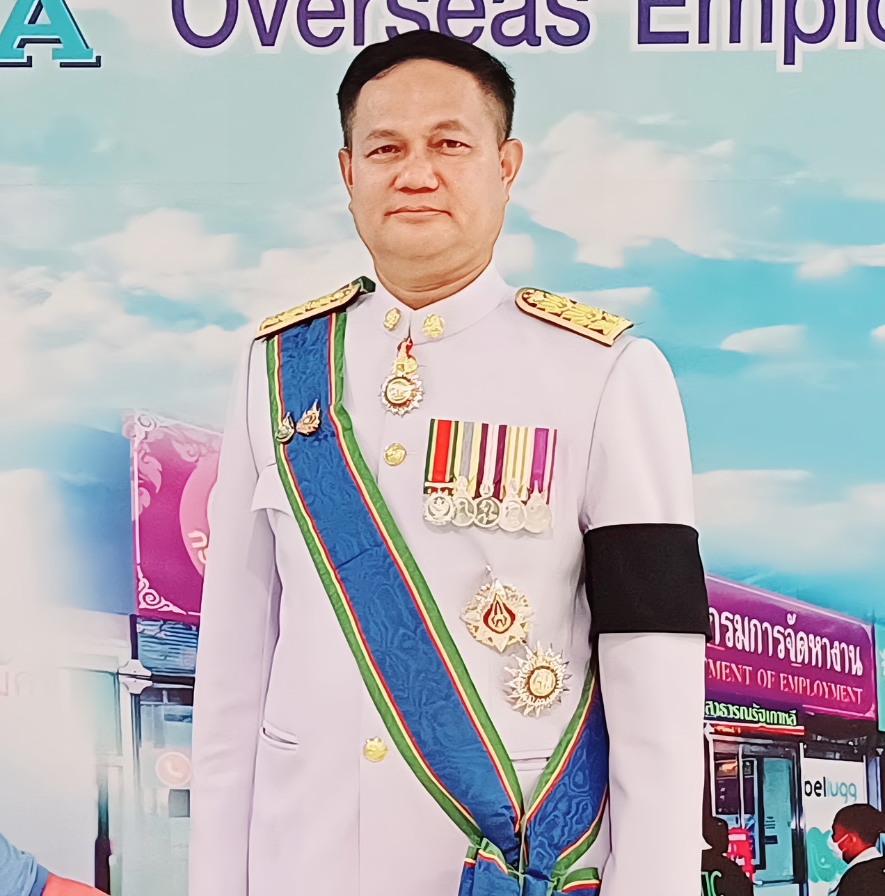 ว่าที่ ร.ต.สมชาย  ละอองทอง