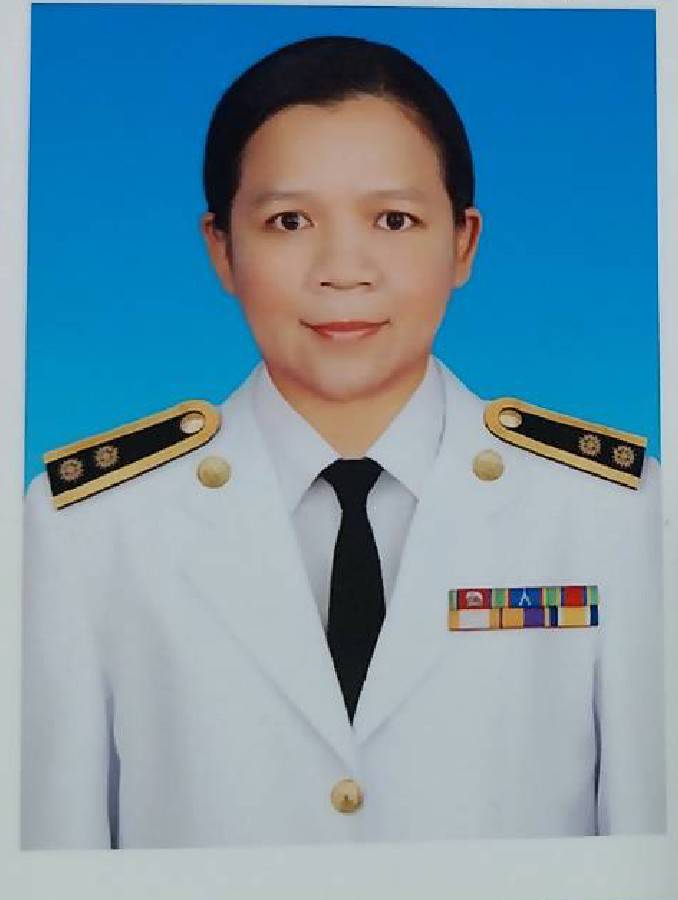 นางสาวนุศรา  วาทิน