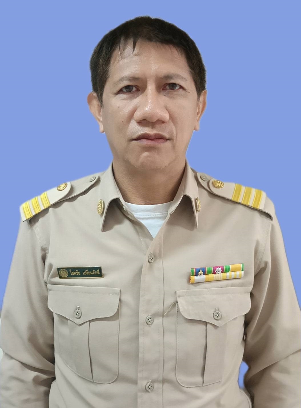 นายประชุม แก่นทรัพย์