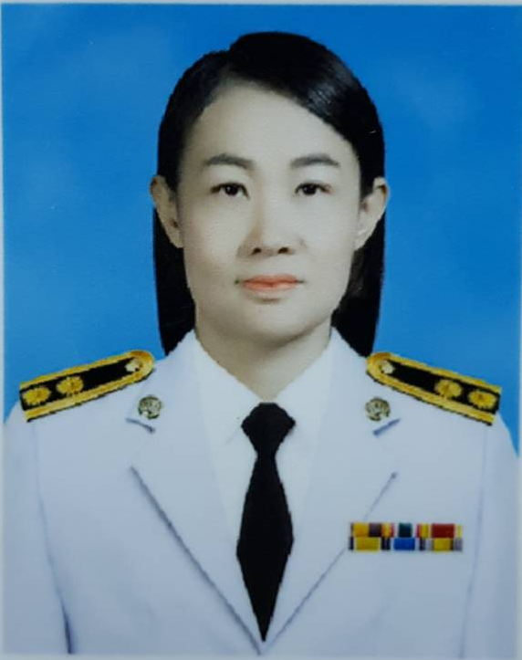 นางพิมพ์วลัญช์ สมบูรณ์