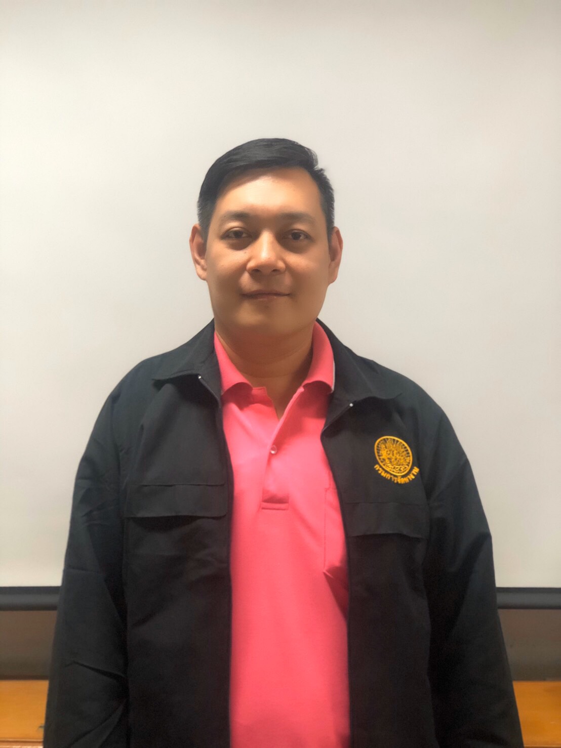 นางฉัตรชฎาธร นุชเทียน