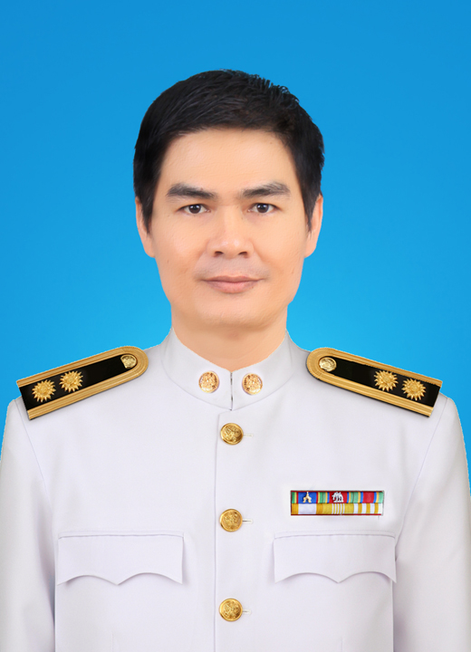 นางลภัสรดา  ตันวัฒนเสรี