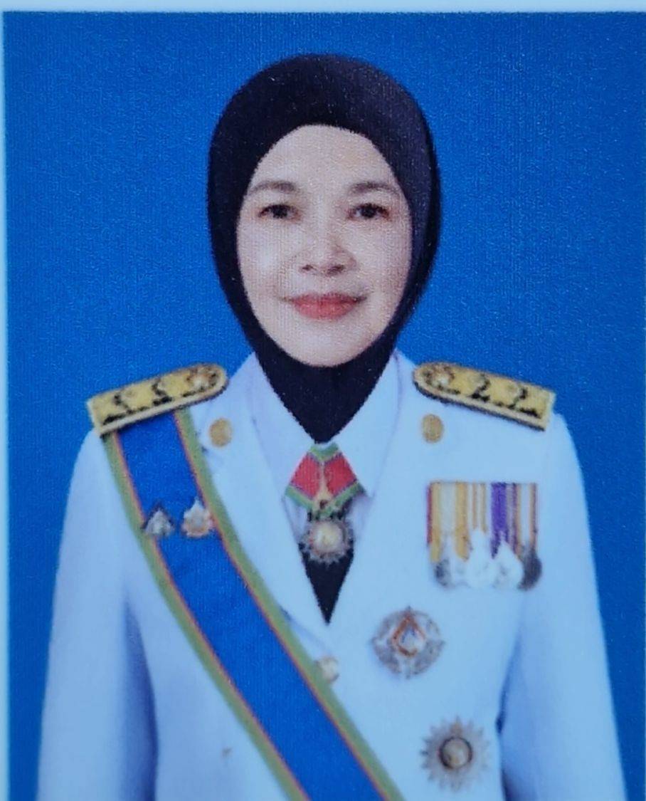 นางกัญจนา สุขมาก