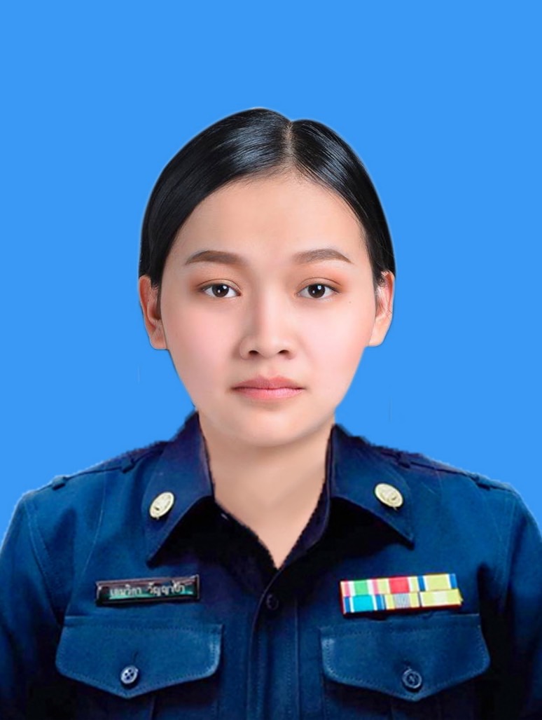 นางสาวนภาพร เมืองขัติย์