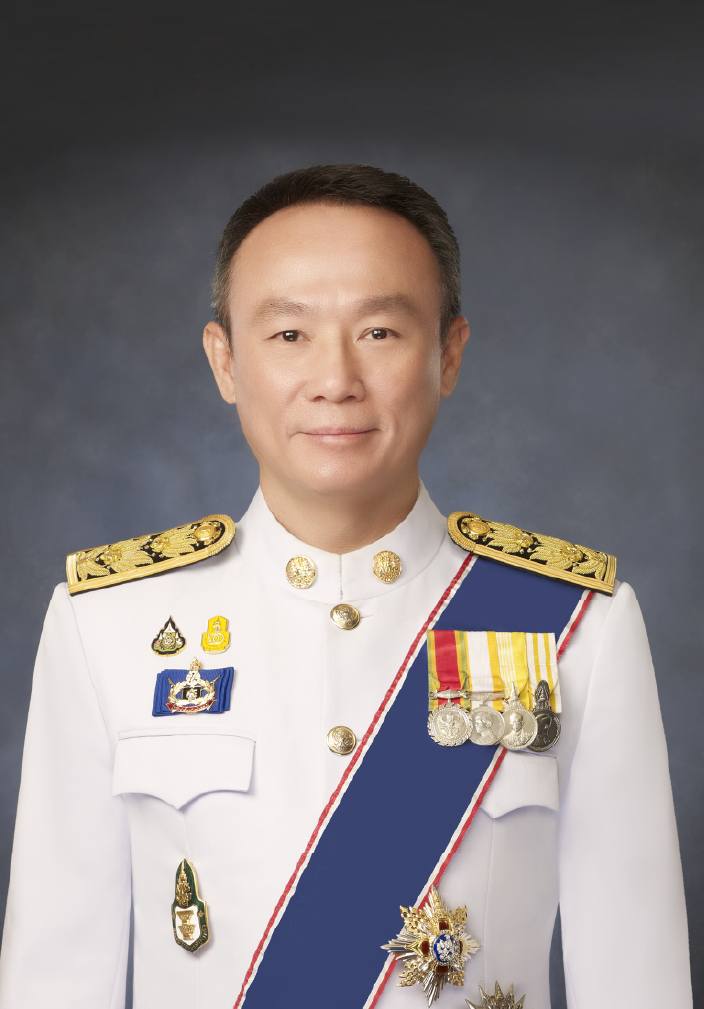 นายสมชาย มรกตศรีวรรณ