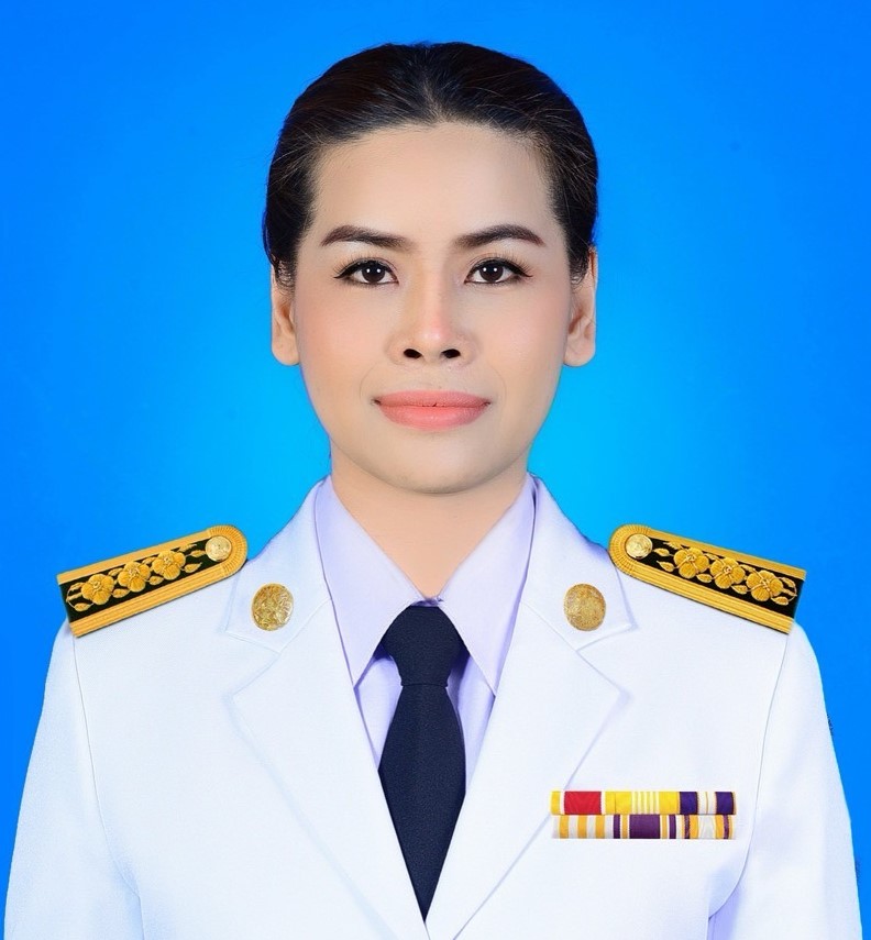 นางสาวปทิดา  ท่านทรัพย์