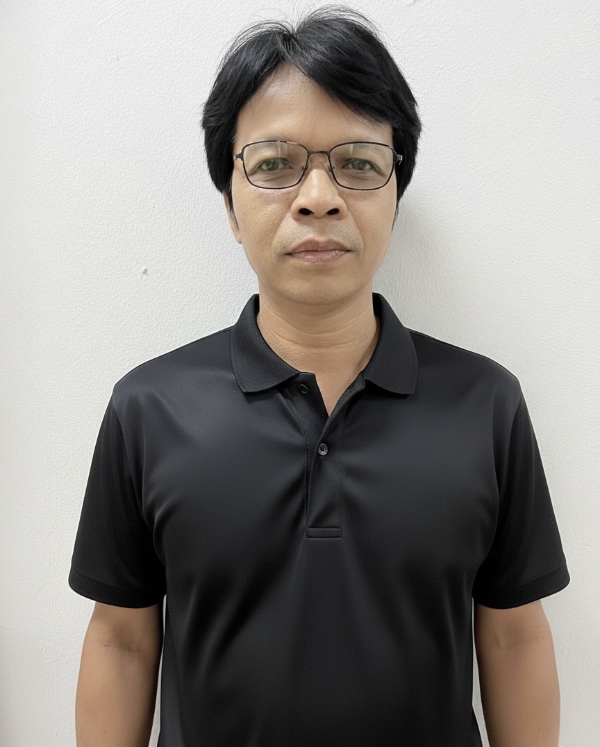 นางสาวธนพร เหล่านนท์ชัย