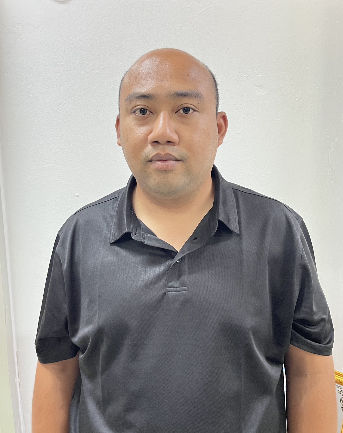 นางสาวธนพร เหล่านนท์ชัย