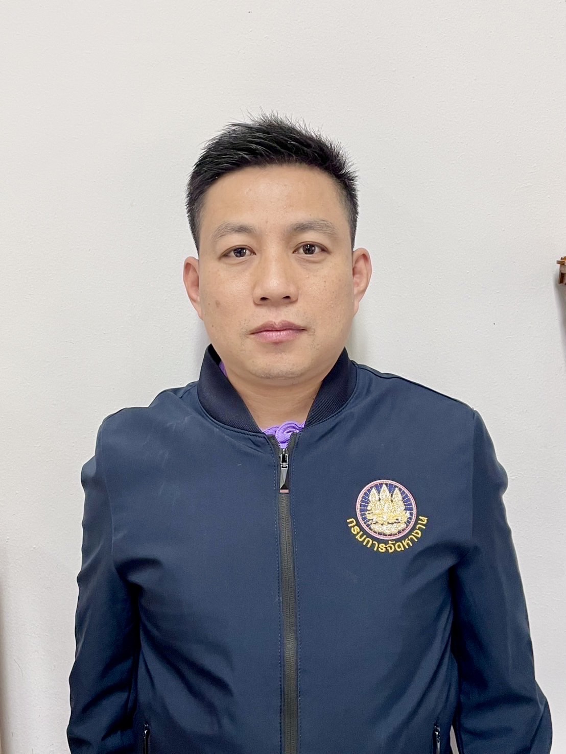 นายธีรวุฒิ รุจิราณัฐกุล