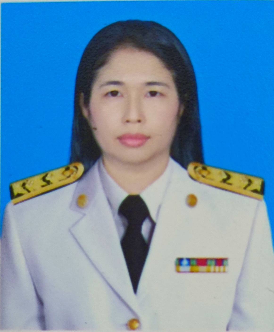 นางณิชนันทน์ ศรีสิริ