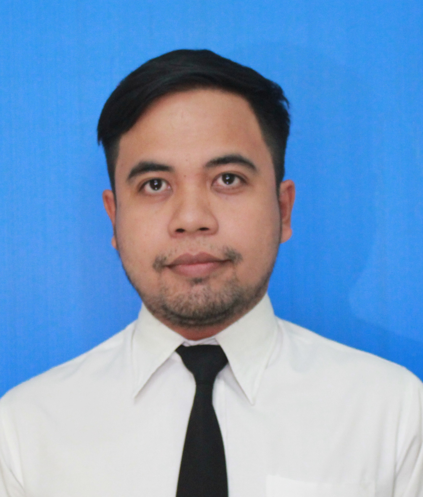 สุเมธ ยิ้มพงษ์