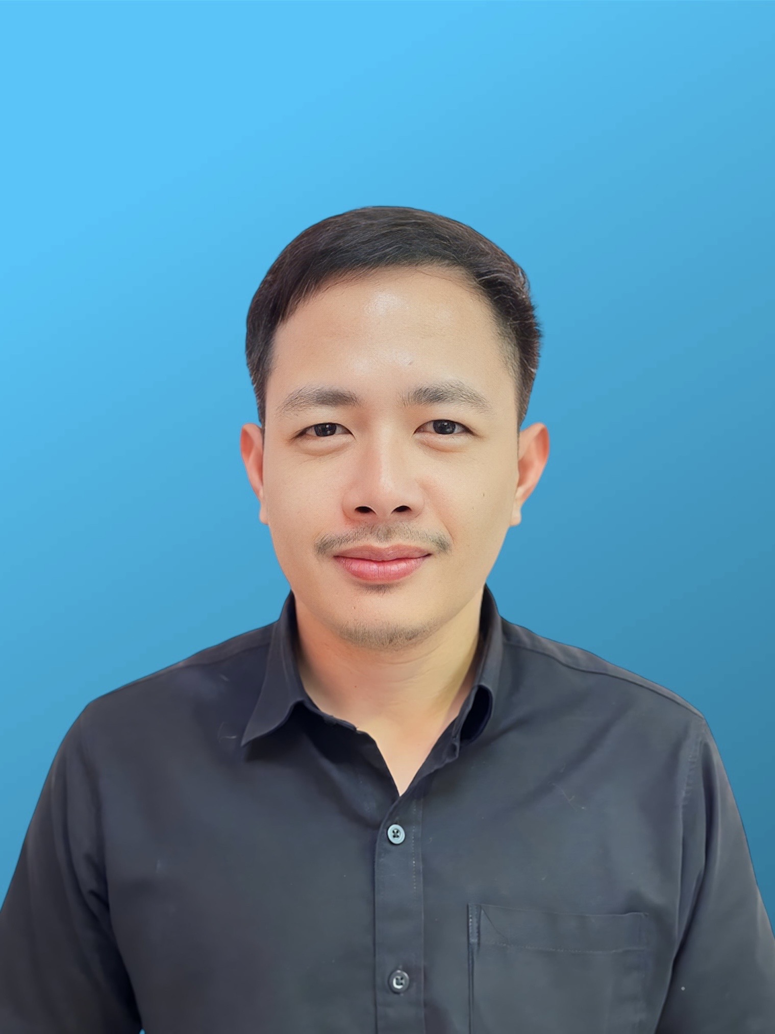 นายสุรศักดิ์  สีสุธรรม