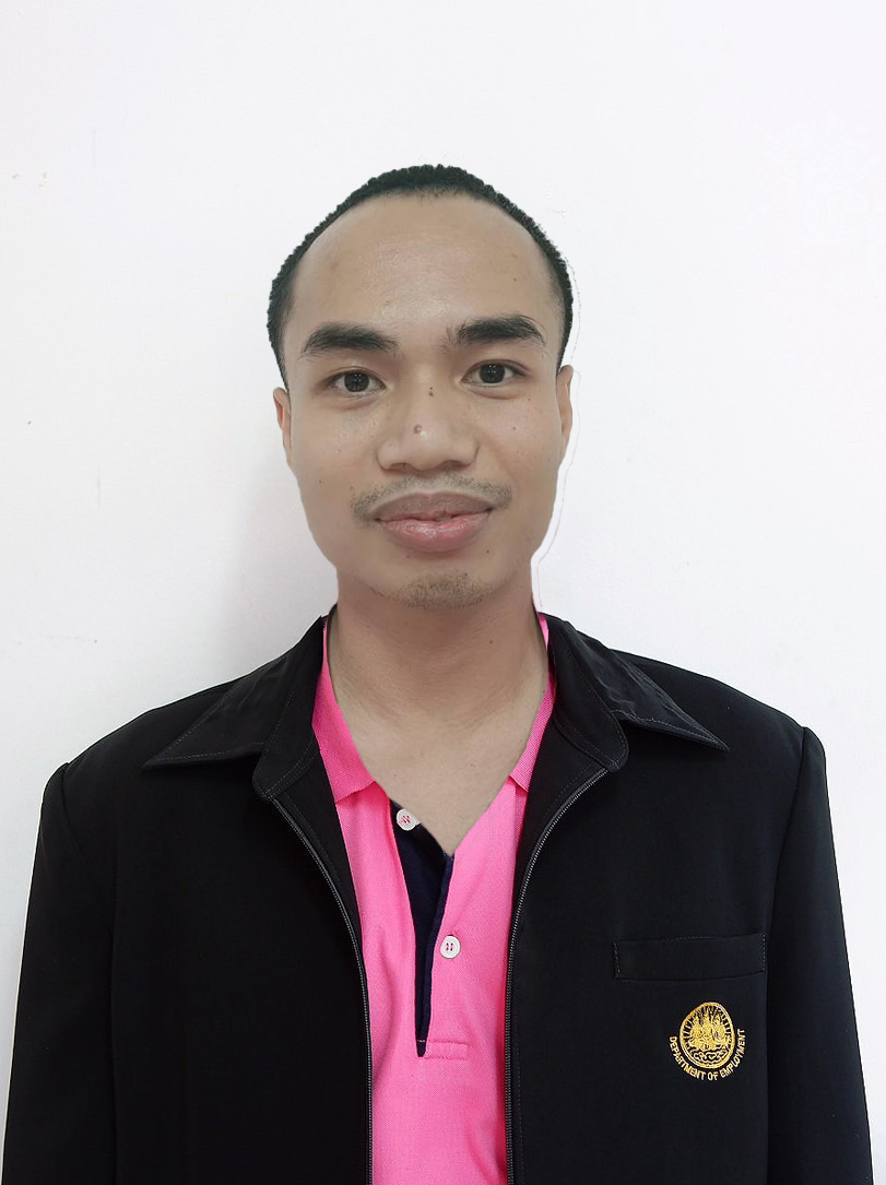 นายนิรุศ นเรวรรณ์