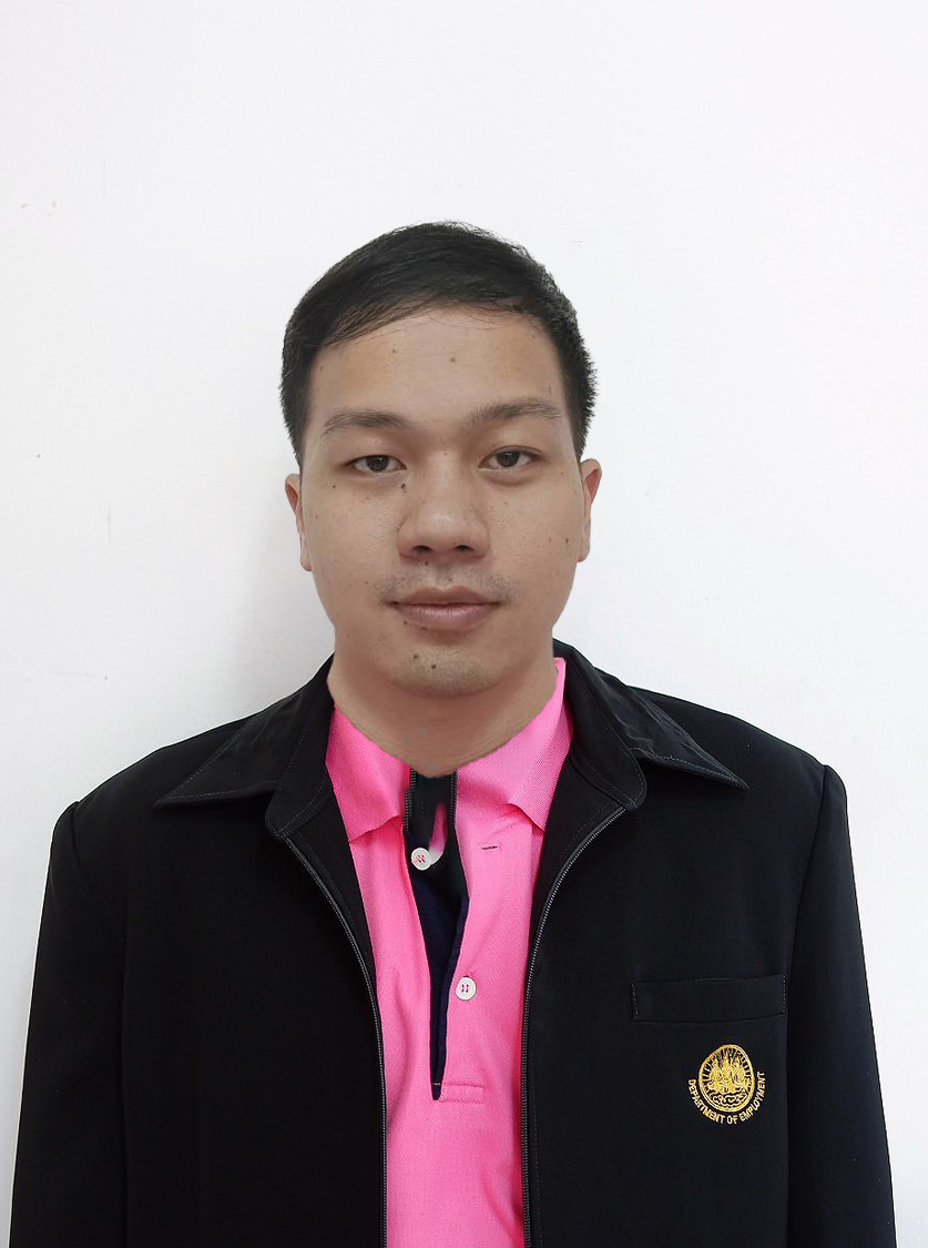 นายนิรุศ นเรวรรณ์