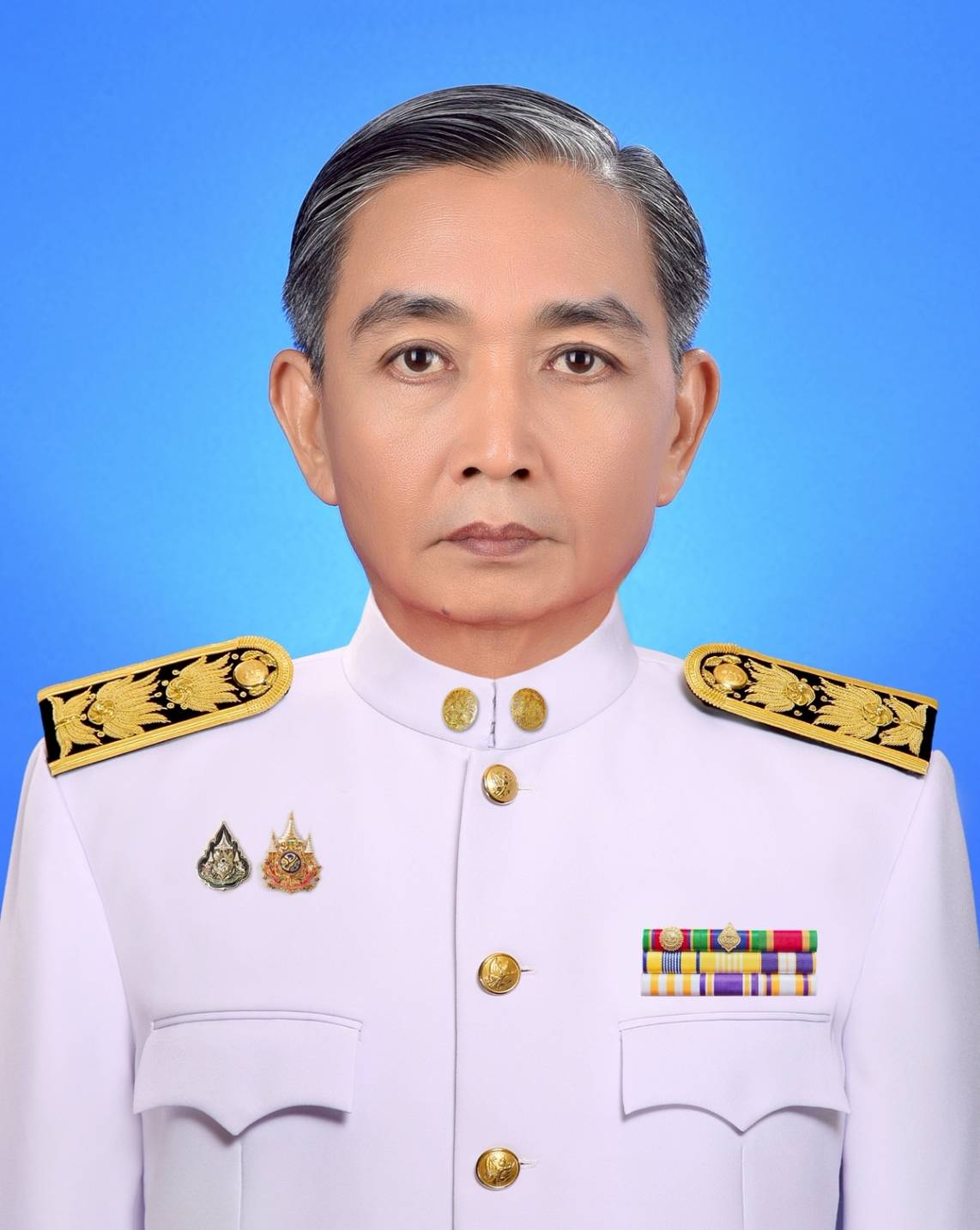 นายนิรุศ นเรวรรณ์