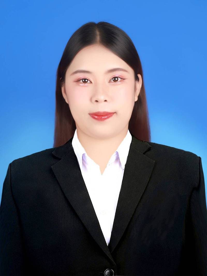 นายนิรุศ นเรวรรณ์