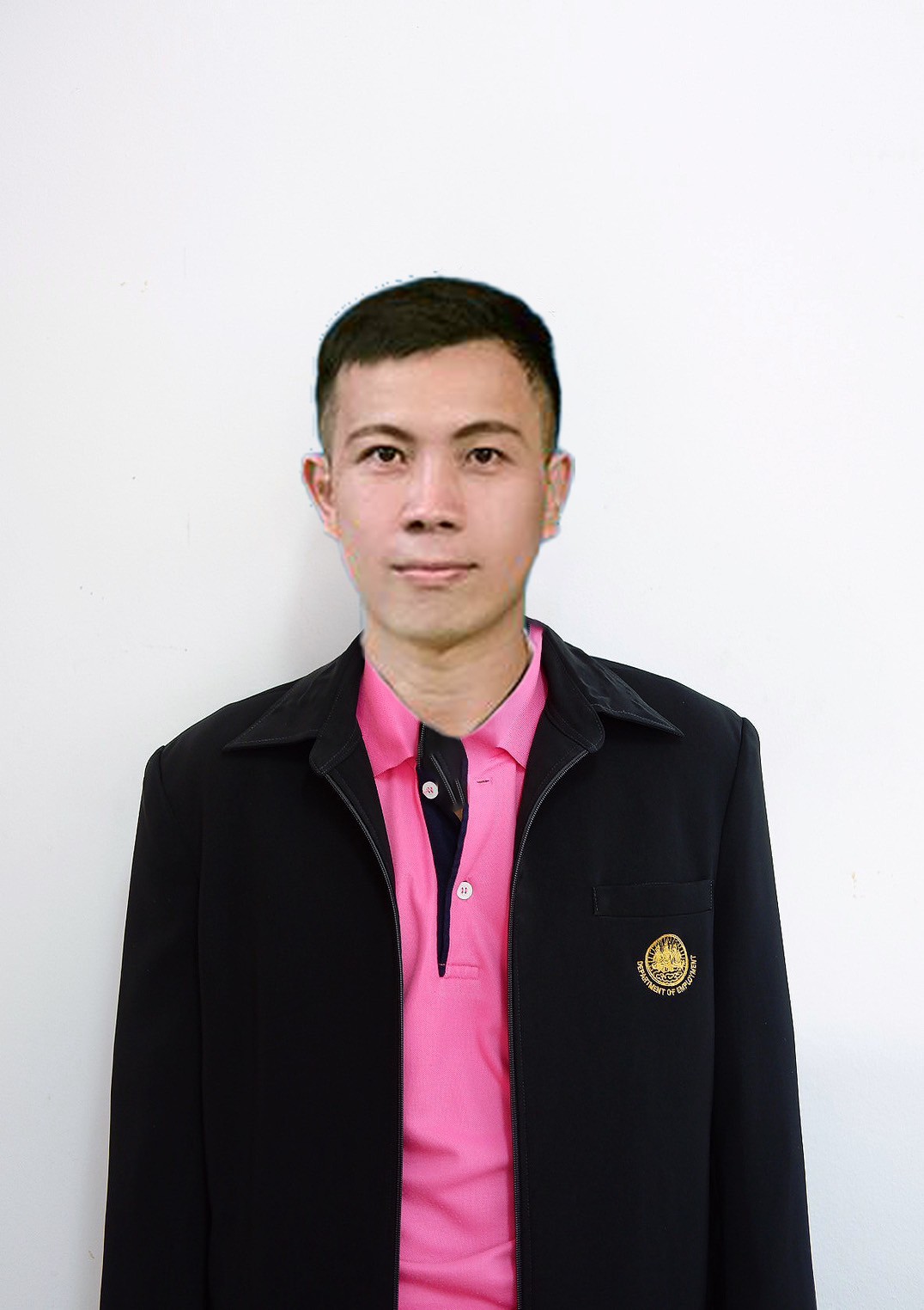 นายนิรุศ นเรวรรณ์