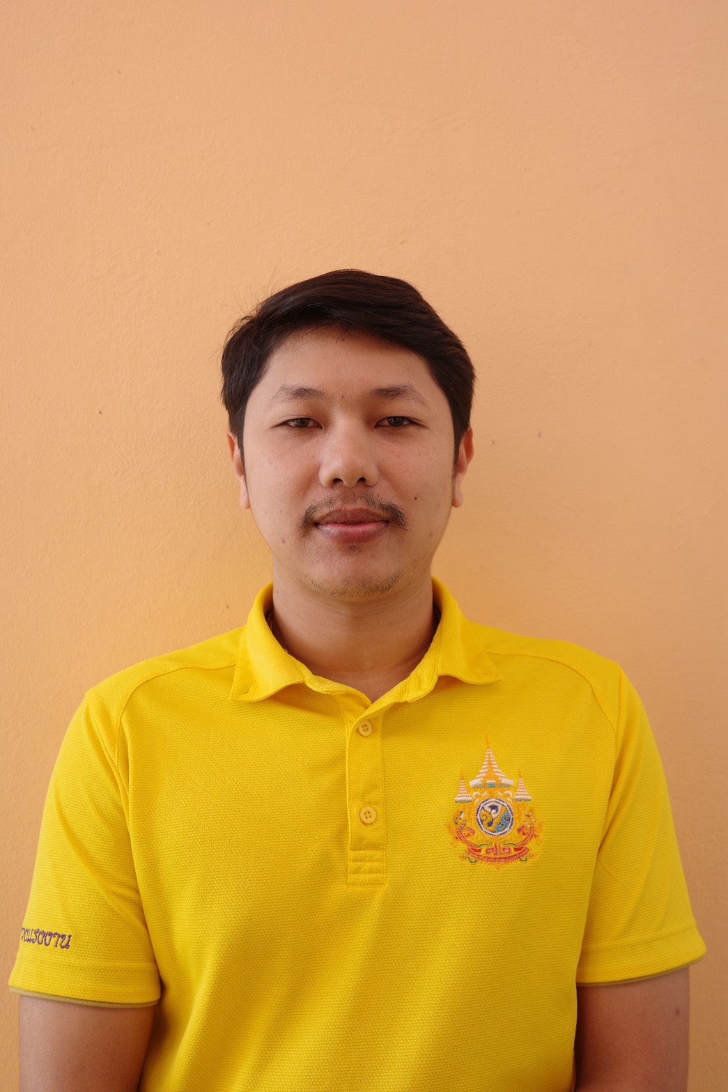 นางสาวอมรรัตน์ กล่อมจิตต์ 