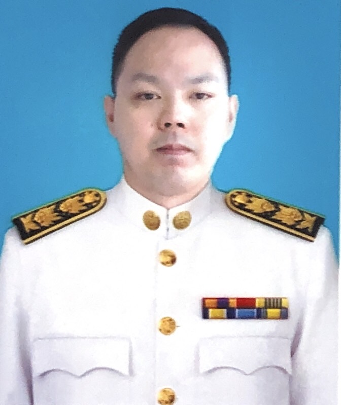 นางนินทนาท์ ศรีจันทร์