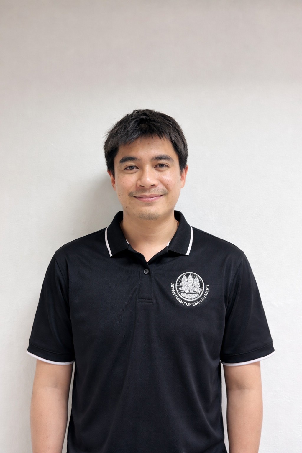 นางนินทนาท์ ศรีจันทร์