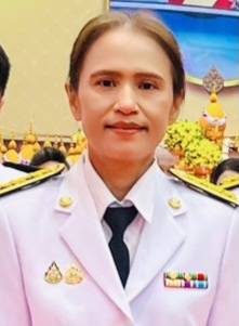 นางจารุวรรณ  บุญเกิดรัมย์