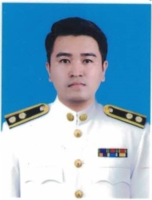 นายพีระศักดิ์ พรมทา