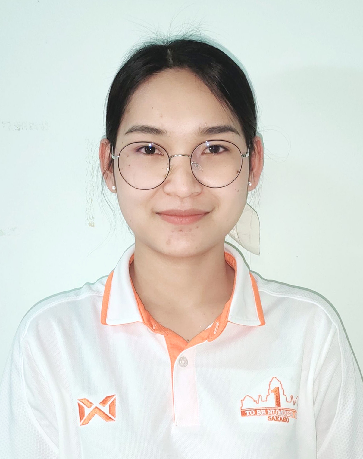 นางสาวอัจฉราพร แลดี