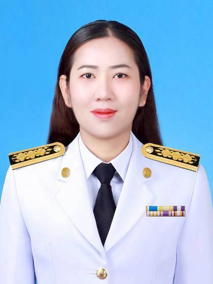 นางสาวกนกจันทร์ จันทรวารีย์